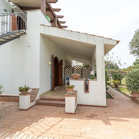 3-casa Sul Mare Con Piscina Vicino Cefalu *